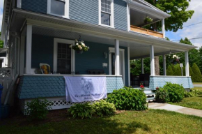  La Maison Collins B&B  Гранби